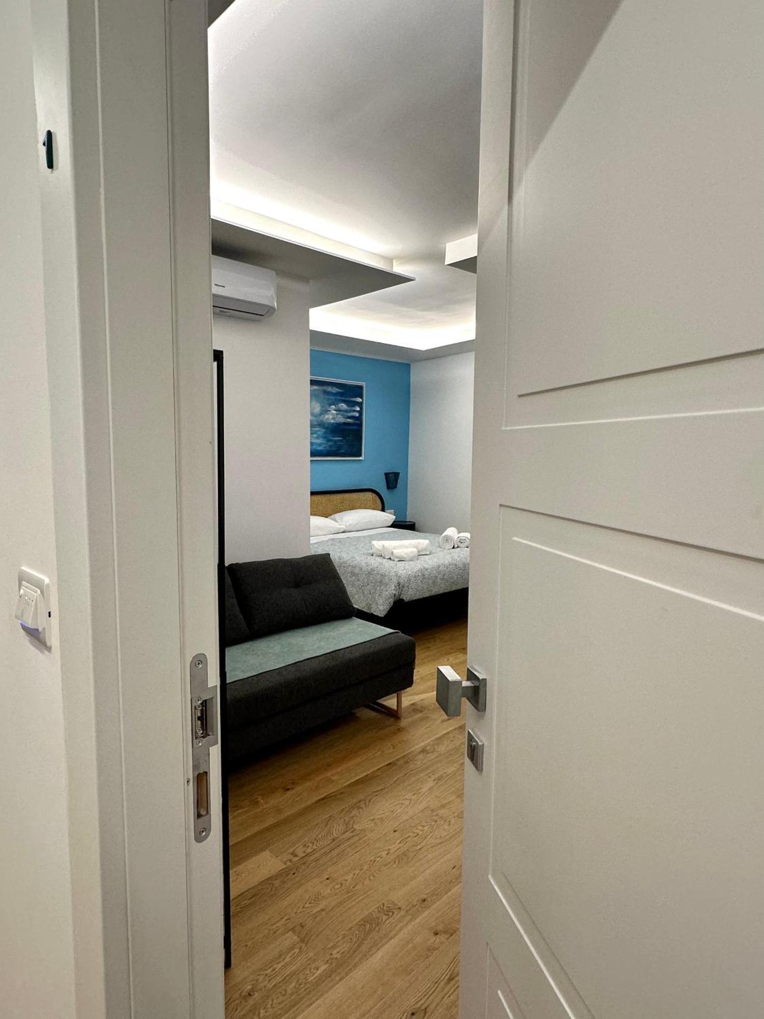 Santa Maria Maggiore Suite Naples Luaran gambar